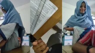Hijabi School Girl Fucking With Teacher Class Room – Pakistani Sex Video